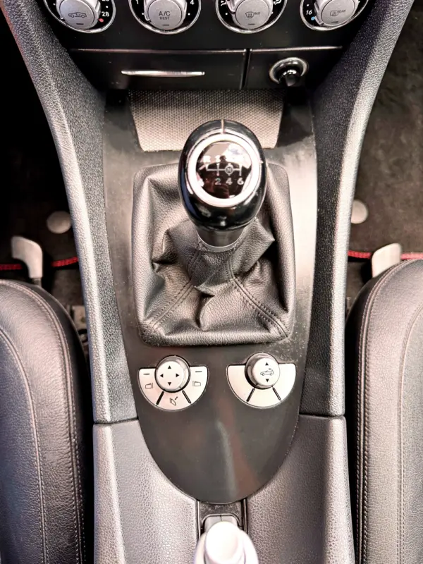 Mercedes-Benz SLK 200 Outro 20