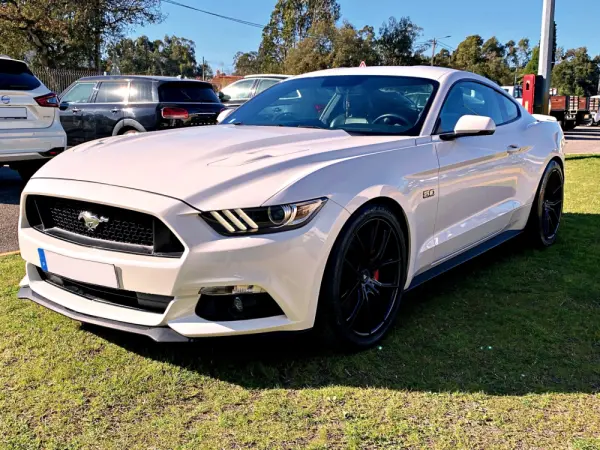 Ford Mustang 5.0 Ti-VCT V8 Aut. GT 3