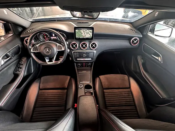 Mercedes-Benz A 180 d AMG Line Aut. 6