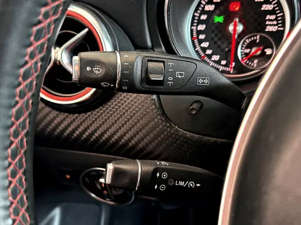 Mercedes-Benz A 180 d AMG Line Aut. 13