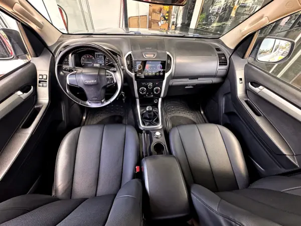 Isuzu D-Max 2.5 TD TwinTurbo 6