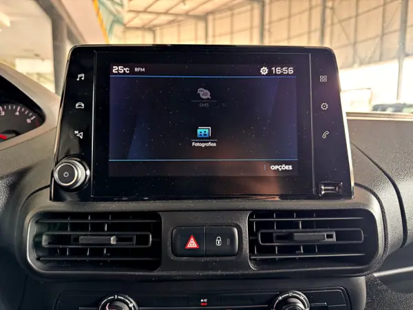 Peugeot Partner 1.6 BlueHDi Confort 19