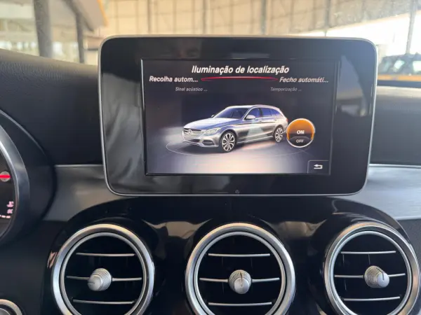Mercedes-Benz C 220 BlueTEC AMG Line Aut. 40