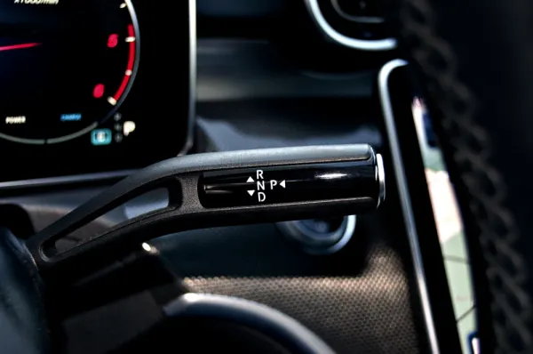 Mercedes-Benz C 300 d AMG Line 16