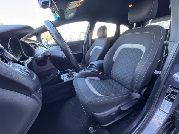 Kia Ceed SW 1.6 CRDi GT Line 8