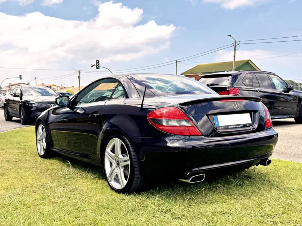 Mercedes-Benz SLK 200 Outro 6