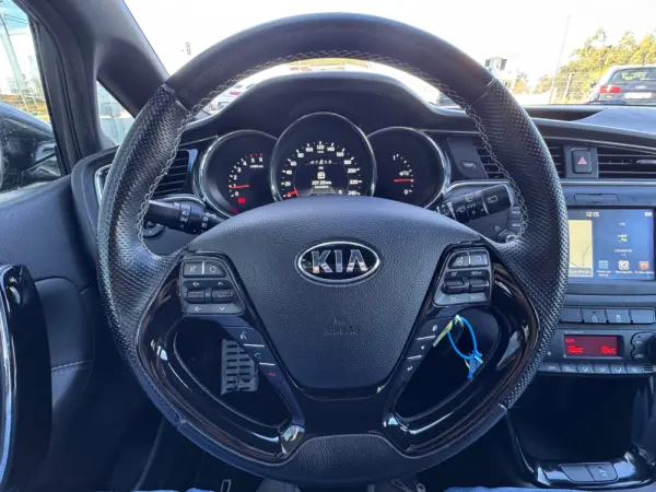 Kia Ceed SW 1.6 CRDi GT Line 14