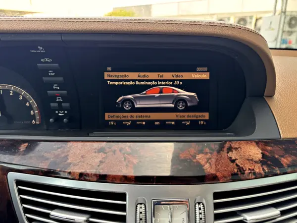 Mercedes-Benz S 320 CDI 32