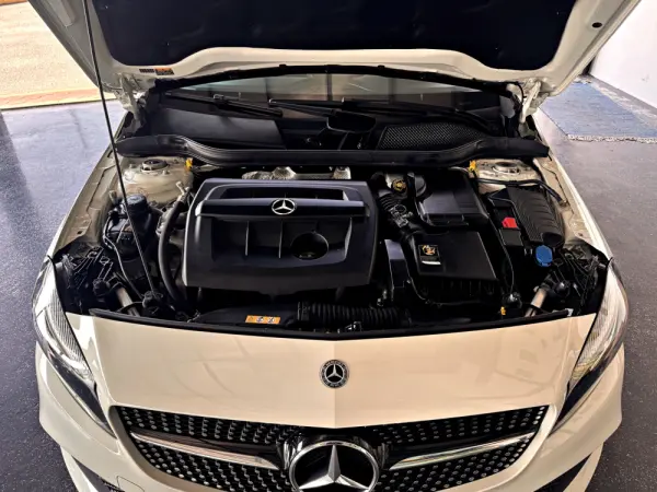 Mercedes-Benz A 180 d AMG Line Aut. 48