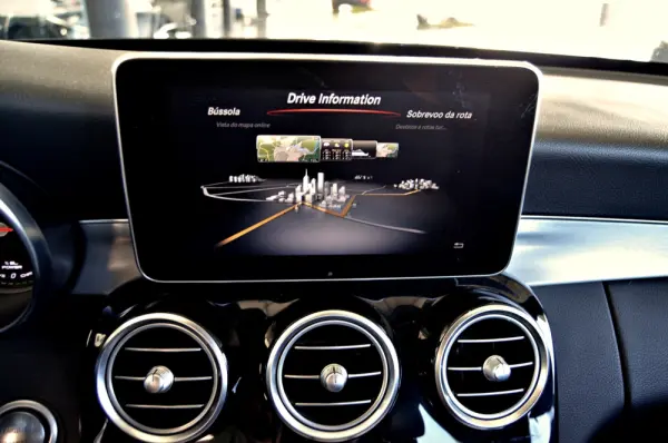 Mercedes-Benz C 300 BlueTEC Hybrid AMG Line 24