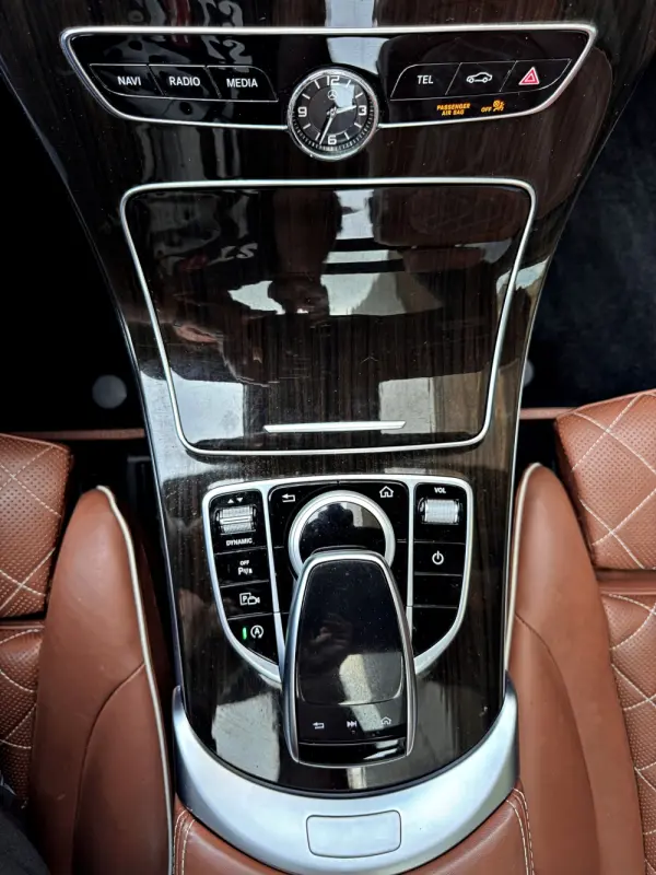 Mercedes-Benz C 220 d 9G-TRONIC AMG Line 19