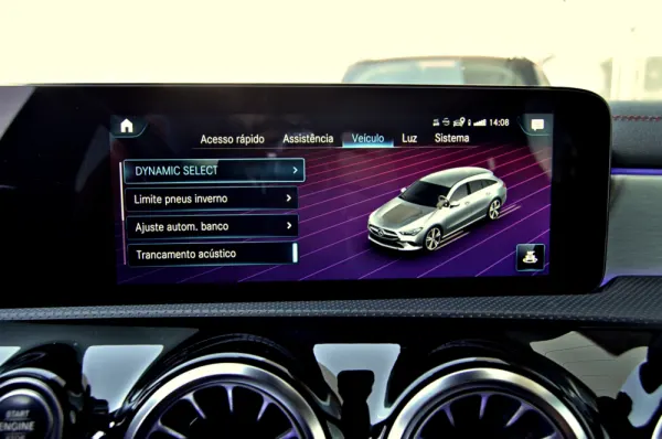 Mercedes-Benz CLA 250 e Shooting Brake AMG Line 28