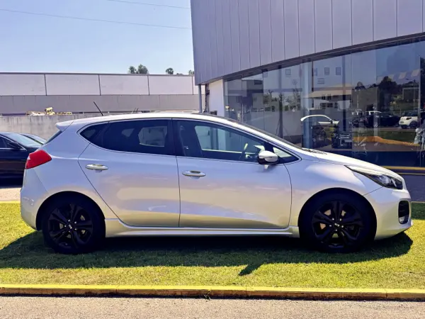 Kia Ceed 1.6 CRDi GT Line 34