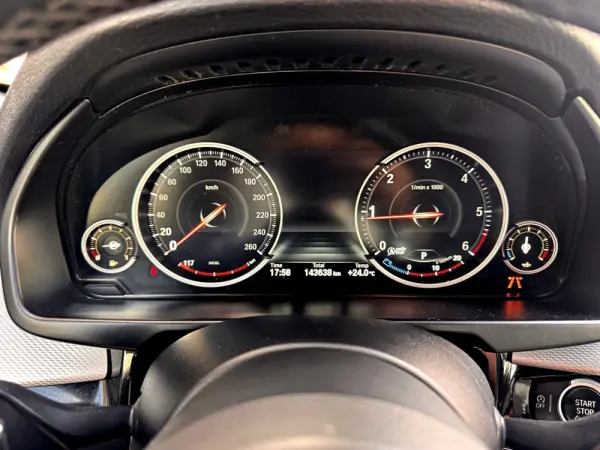 BMW X5 25 d sDrive Pack M 33