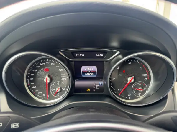 Mercedes-Benz GLA 200 d 7G-DCT AMG Line 43