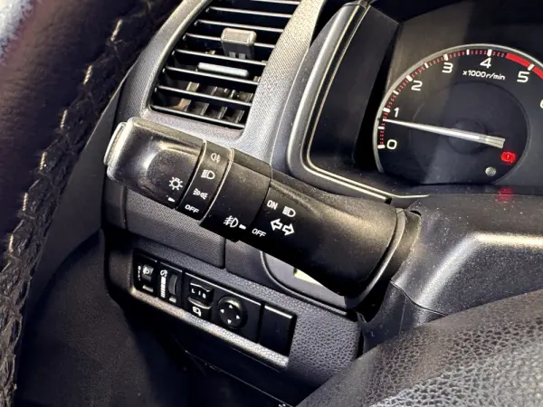 Isuzu D-Max 2.5 TD TwinTurbo 13