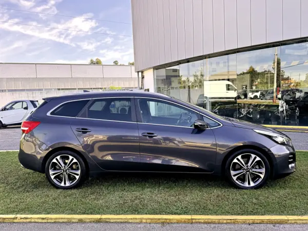 Kia Ceed SW 1.6 CRDi GT Line 35