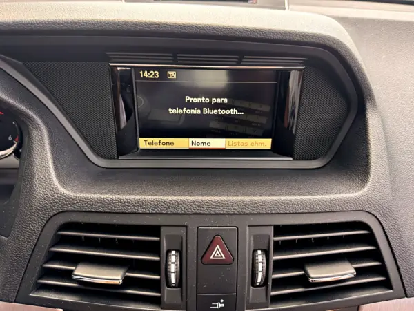 Mercedes-Benz E 220 CDi Avantgarde BlueEfficiency 21
