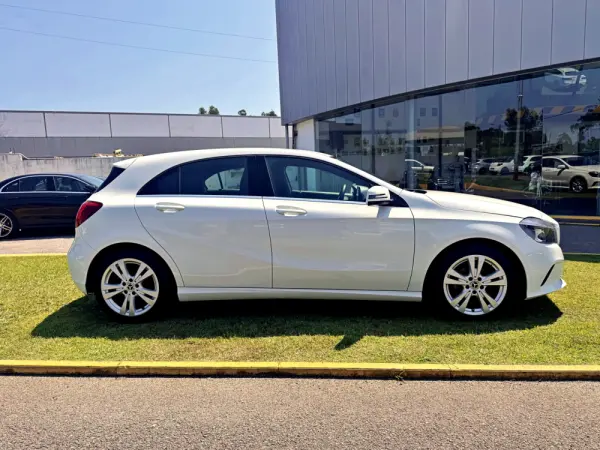 Mercedes-Benz A 180 d Urban 49