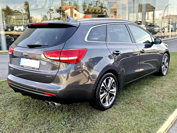 Kia Ceed SW 1.6 CRDi GT Line 34