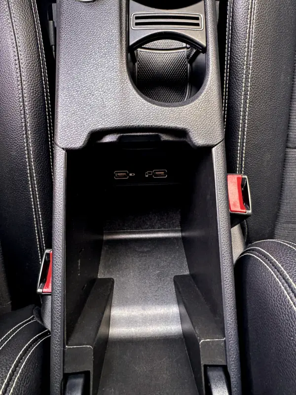 Mercedes-Benz A 180 d Urban 19