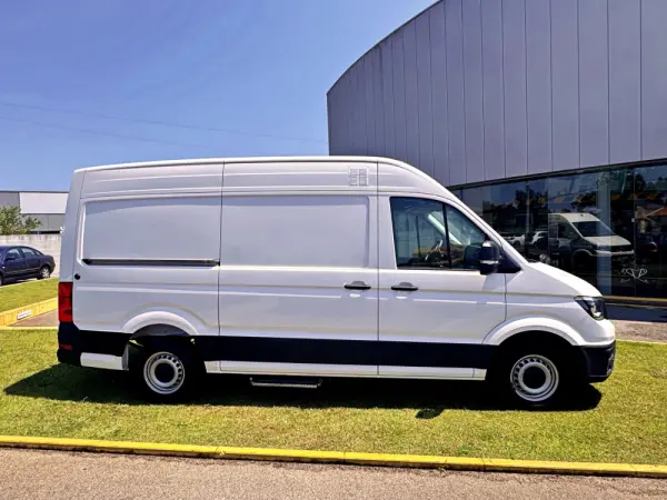 Volkswagen Crafter 35 2.0 TDI L3H2 37