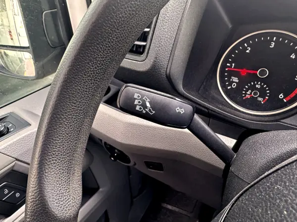 Volkswagen Crafter 35 2.0 TDI L3H2 12