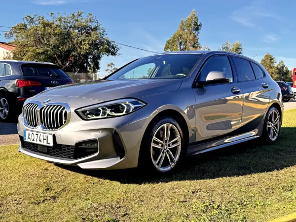 BMW 116 d Pack Desportivo M Auto 3