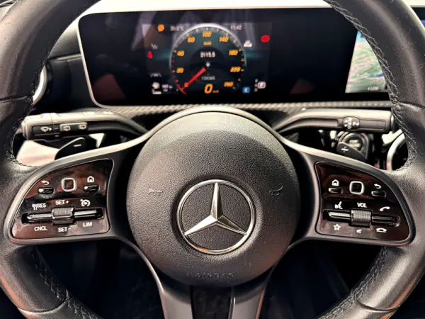 Mercedes-Benz A 180 d Progressive Aut. 15