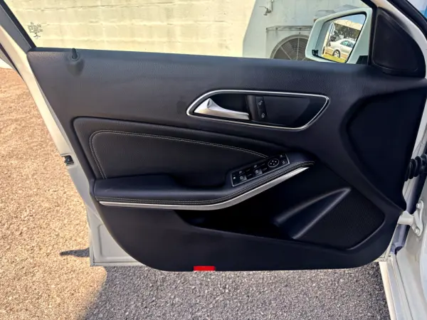 Mercedes-Benz A 180 d Urban 10