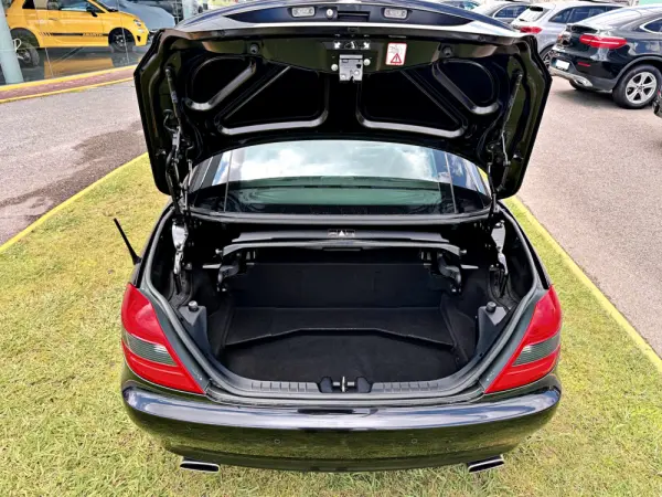 Mercedes-Benz SLK 200 Outro 27