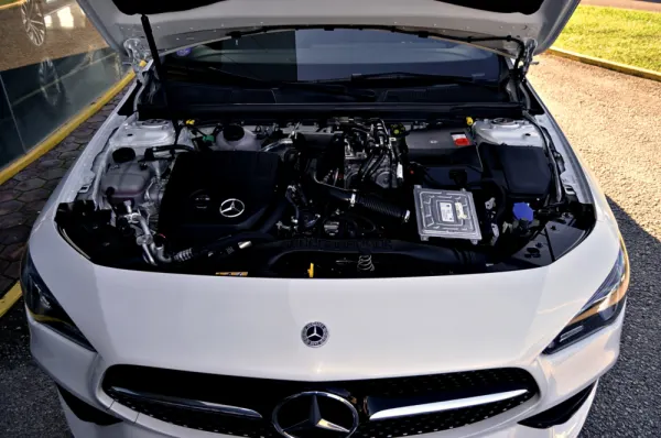 Mercedes-Benz CLA 250 e Shooting Brake AMG Line 48