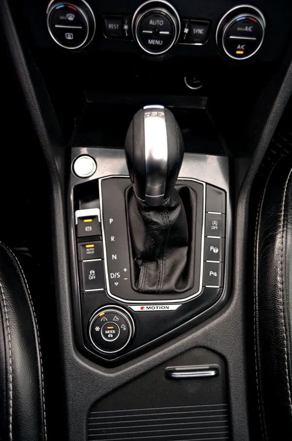 Volkswagen Tiguan Allspace 2.0 TDI High.DSG 4Motion 19