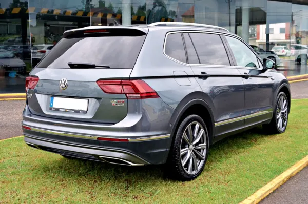 Volkswagen Tiguan Allspace 2.0 TDI High.DSG 4Motion 39