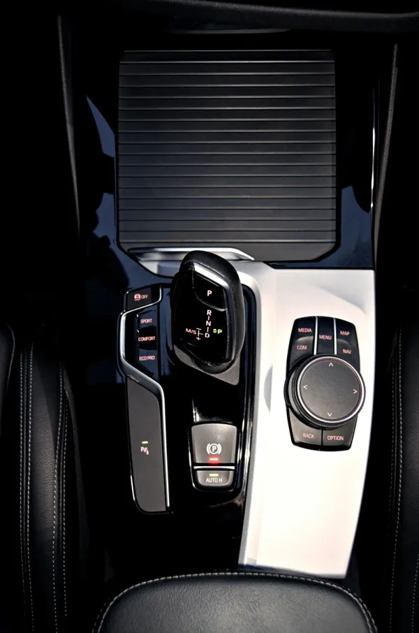 BMW X3 18 d sDrive Auto 19