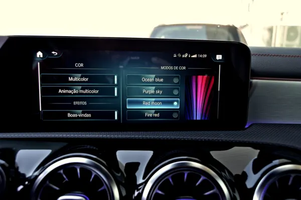 Mercedes-Benz CLA 250 e Shooting Brake AMG Line 31