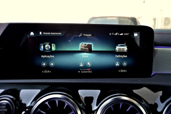 Mercedes-Benz CLA 250 e Shooting Brake AMG Line 23