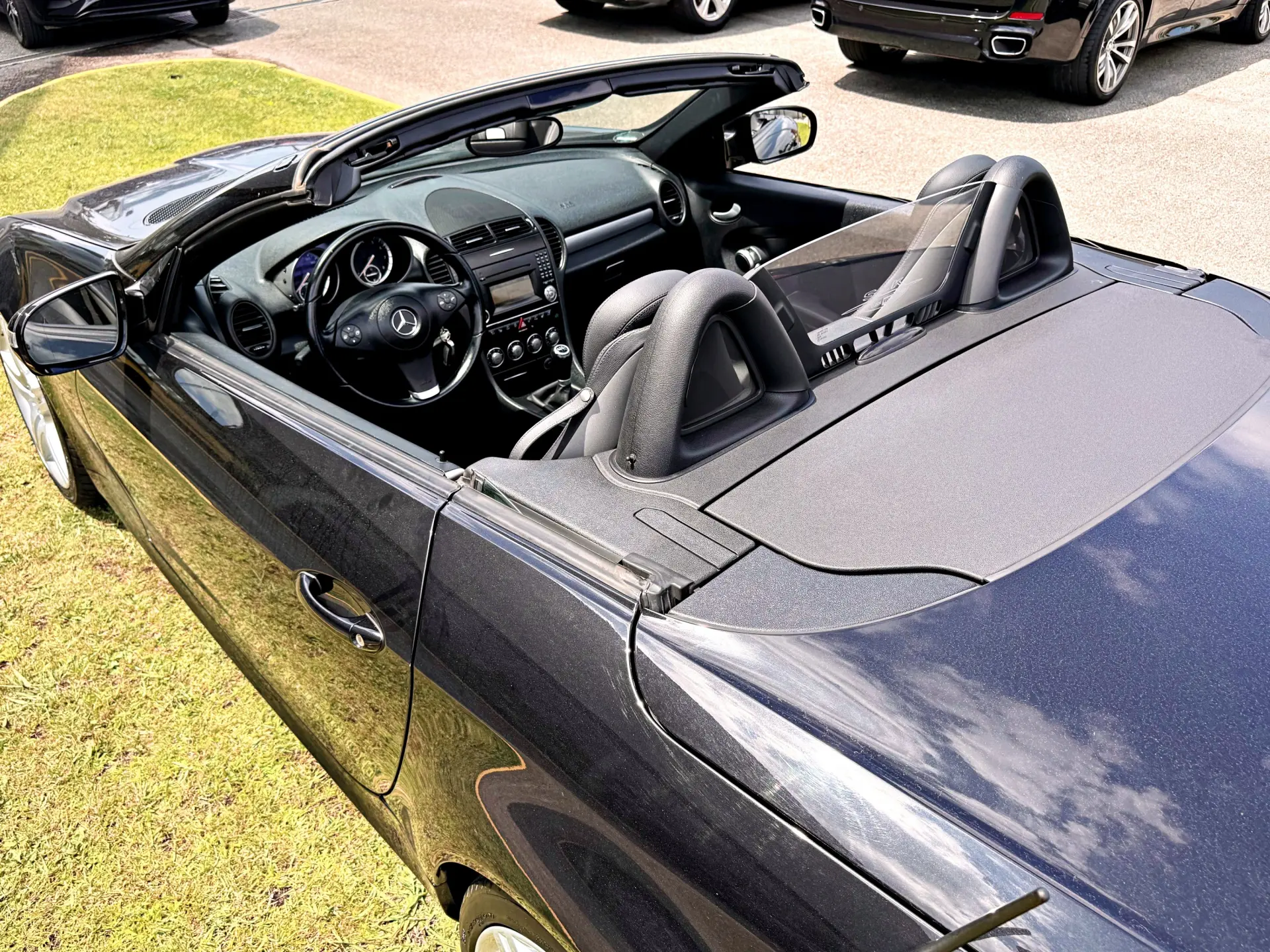 Mercedes-Benz SLK 200 Outro 26