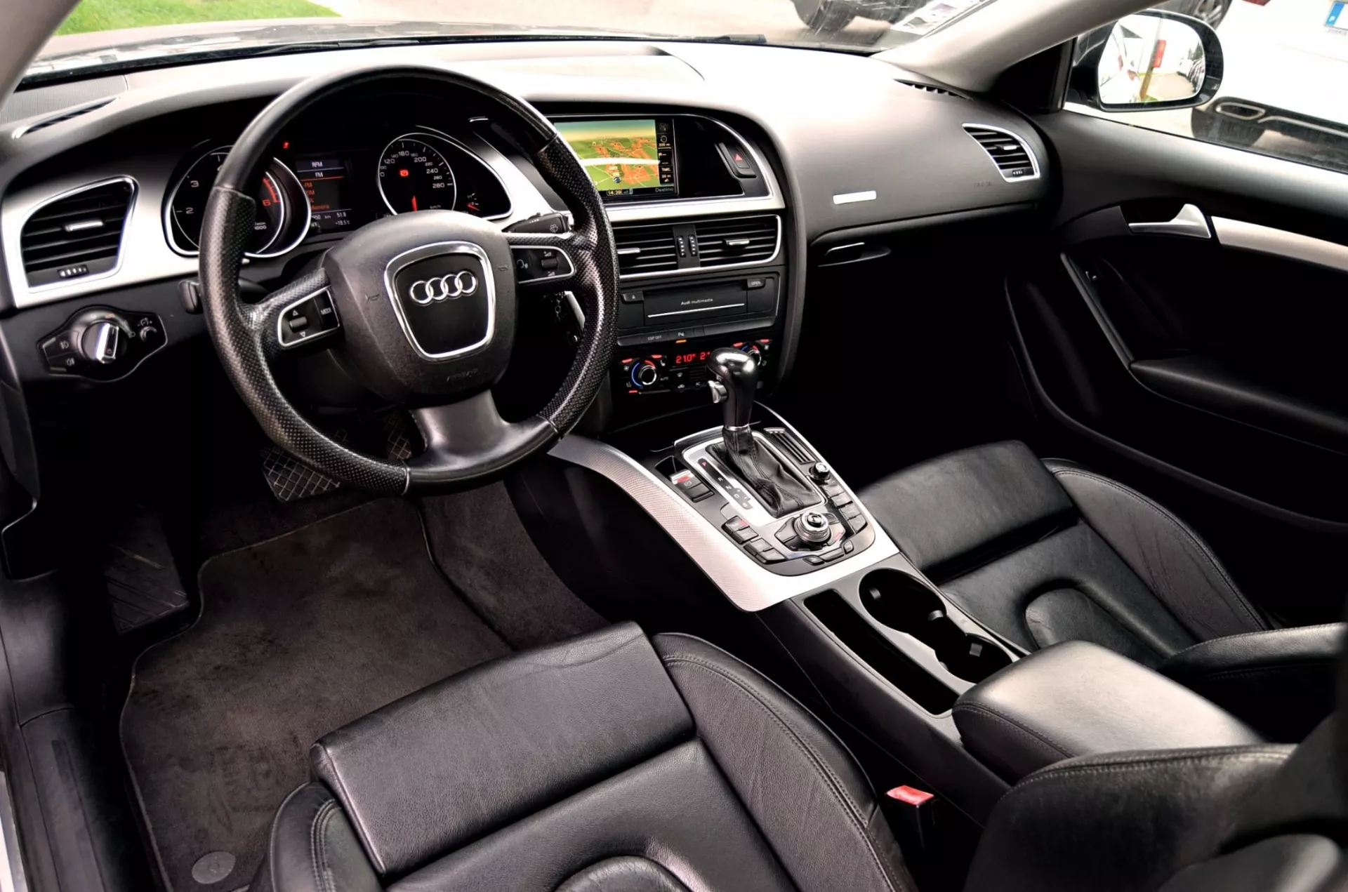 Audi A5 2.7 TDi Multitronic 6