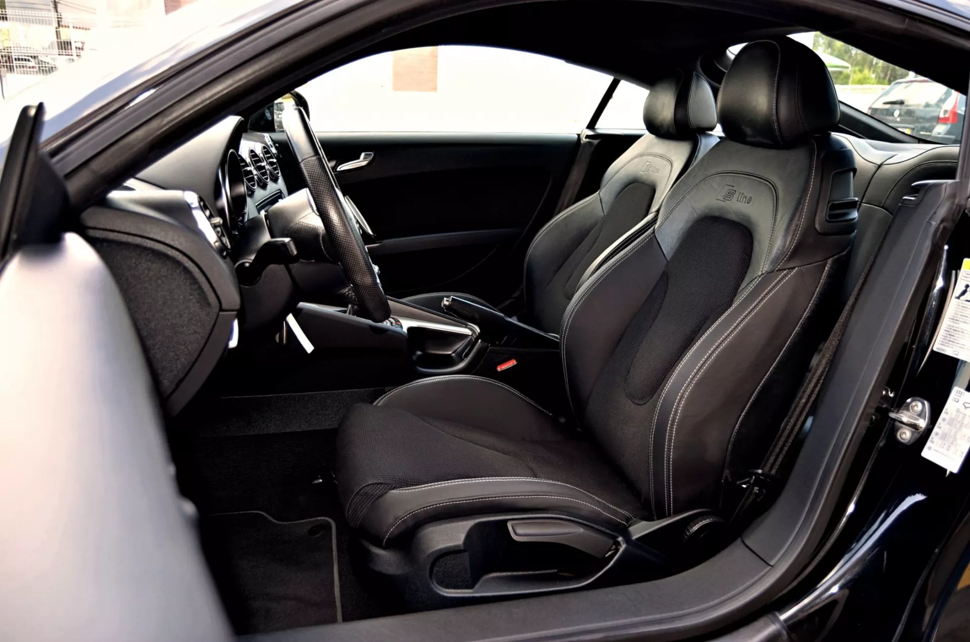 Audi TT Roadster 2.0 TDi quattro S-line 8