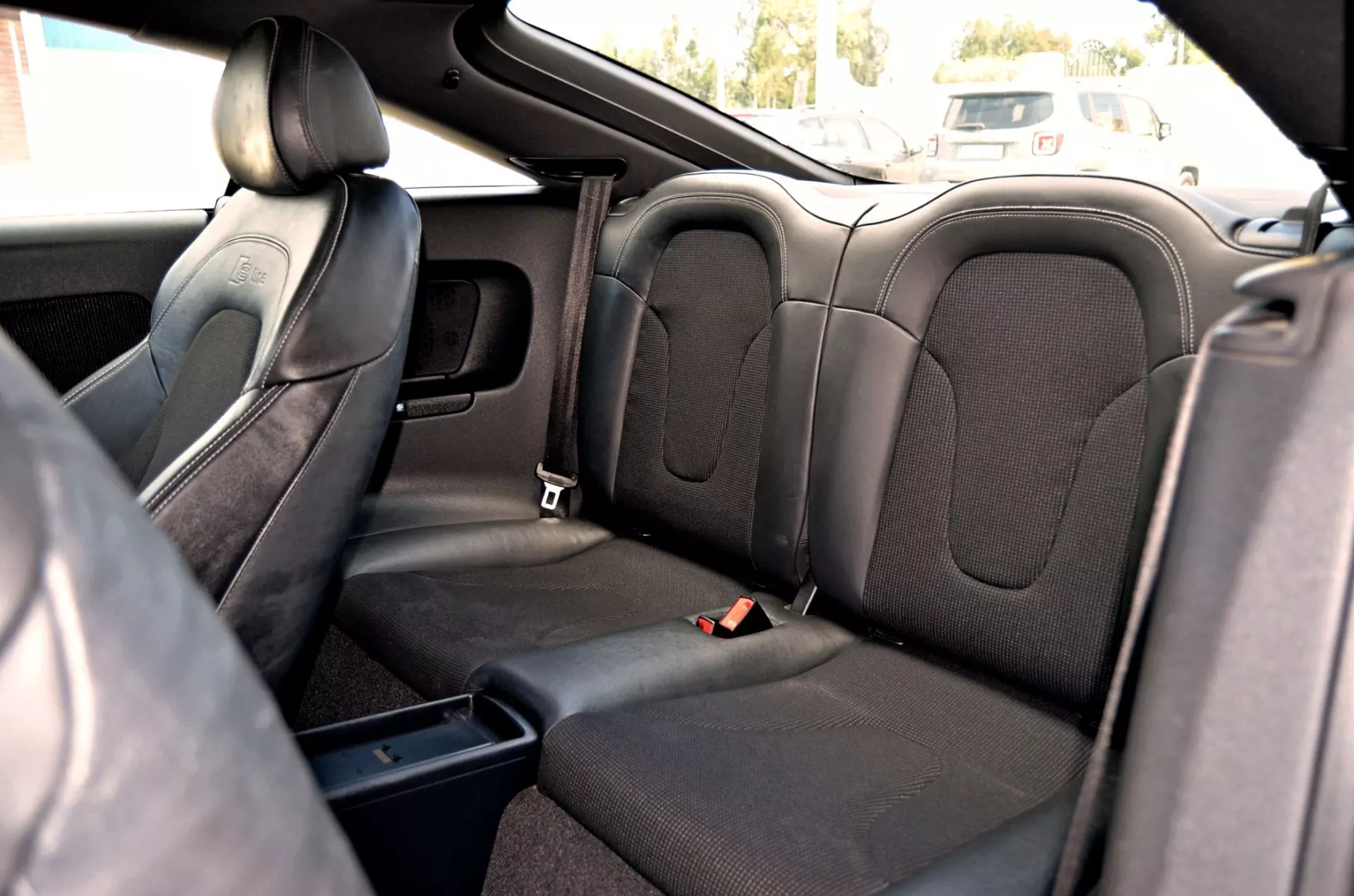 Audi TT Roadster 2.0 TDi quattro S-line 10