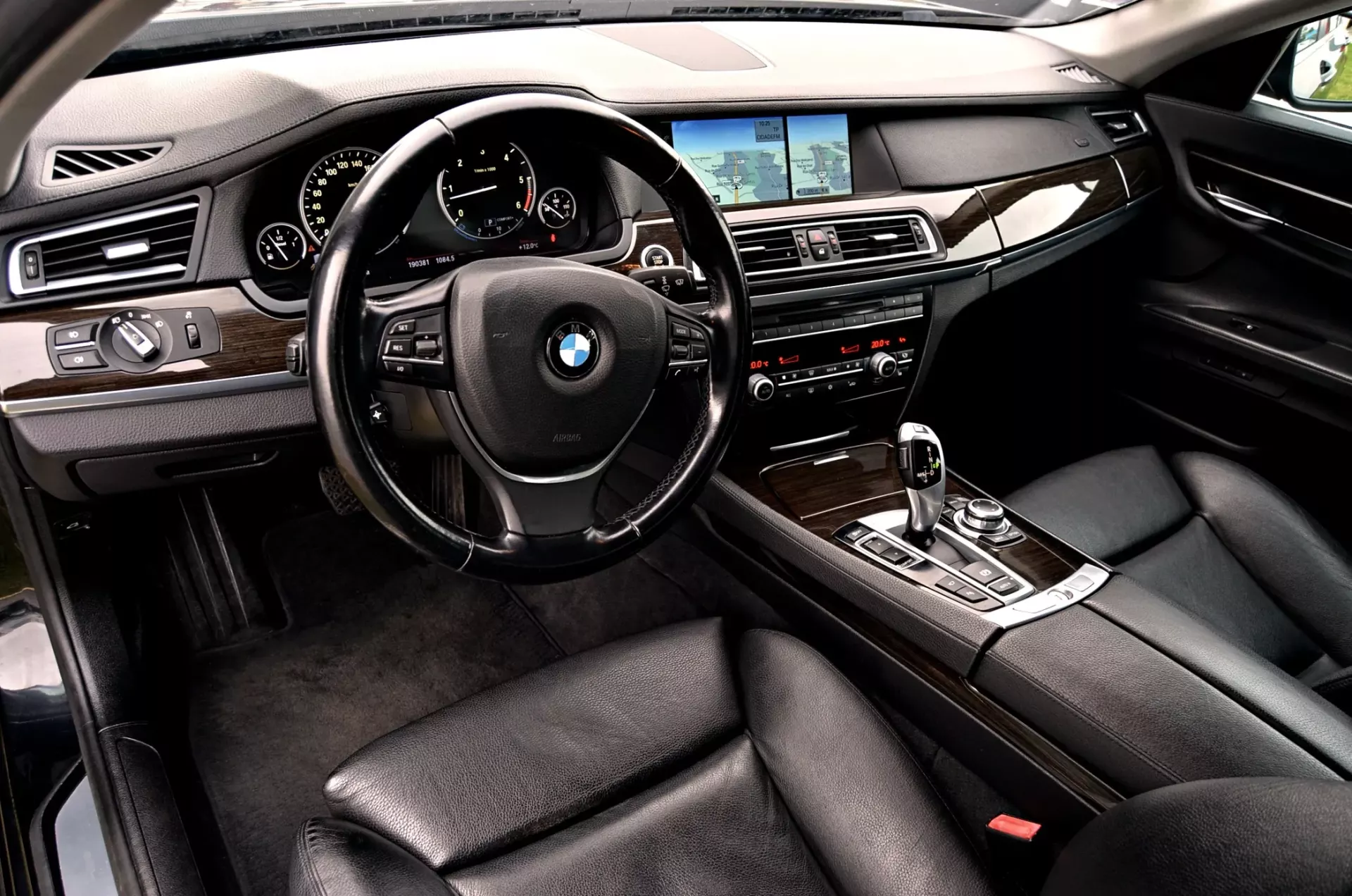 BMW 740 d 9