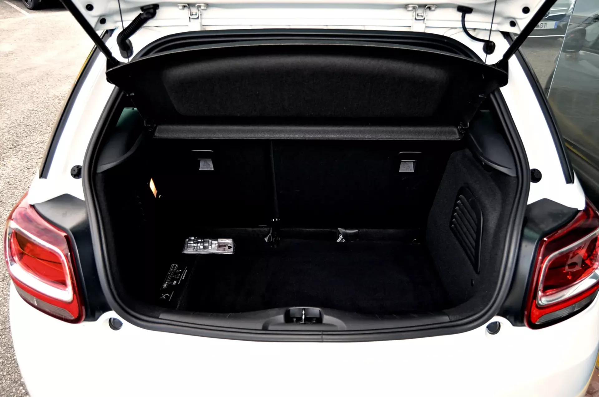 DS DS3 3 1.6 BlueHDi Sport Chic 28