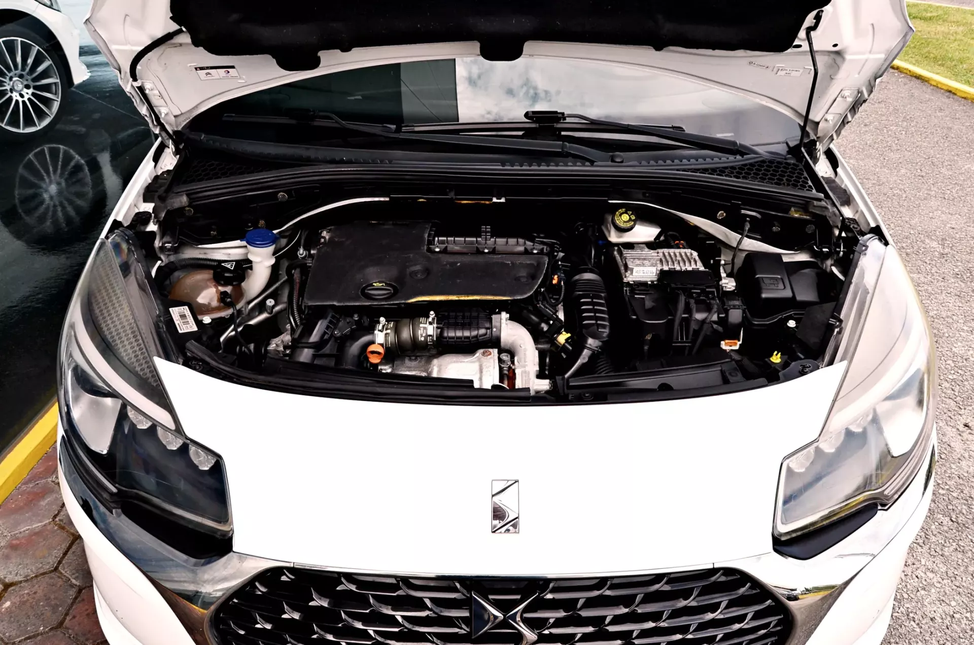 DS DS3 3 1.6 BlueHDi Sport Chic 27