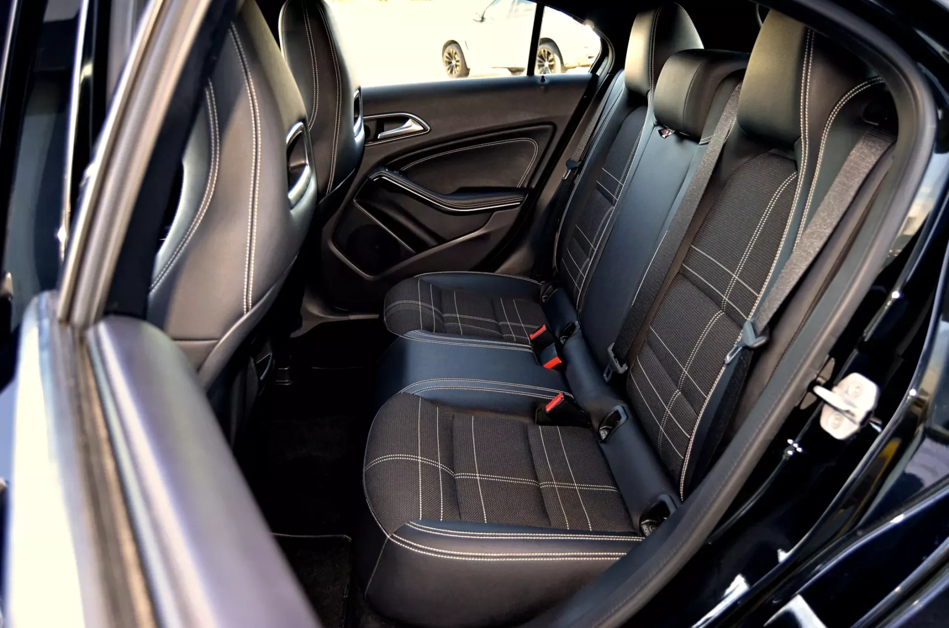 Mercedes-Benz A 180 d Fleet Pack Urban 9