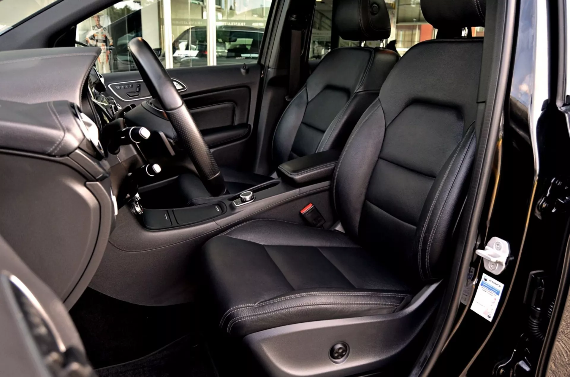 Mercedes-Benz B 220 CDi AMG Line 8