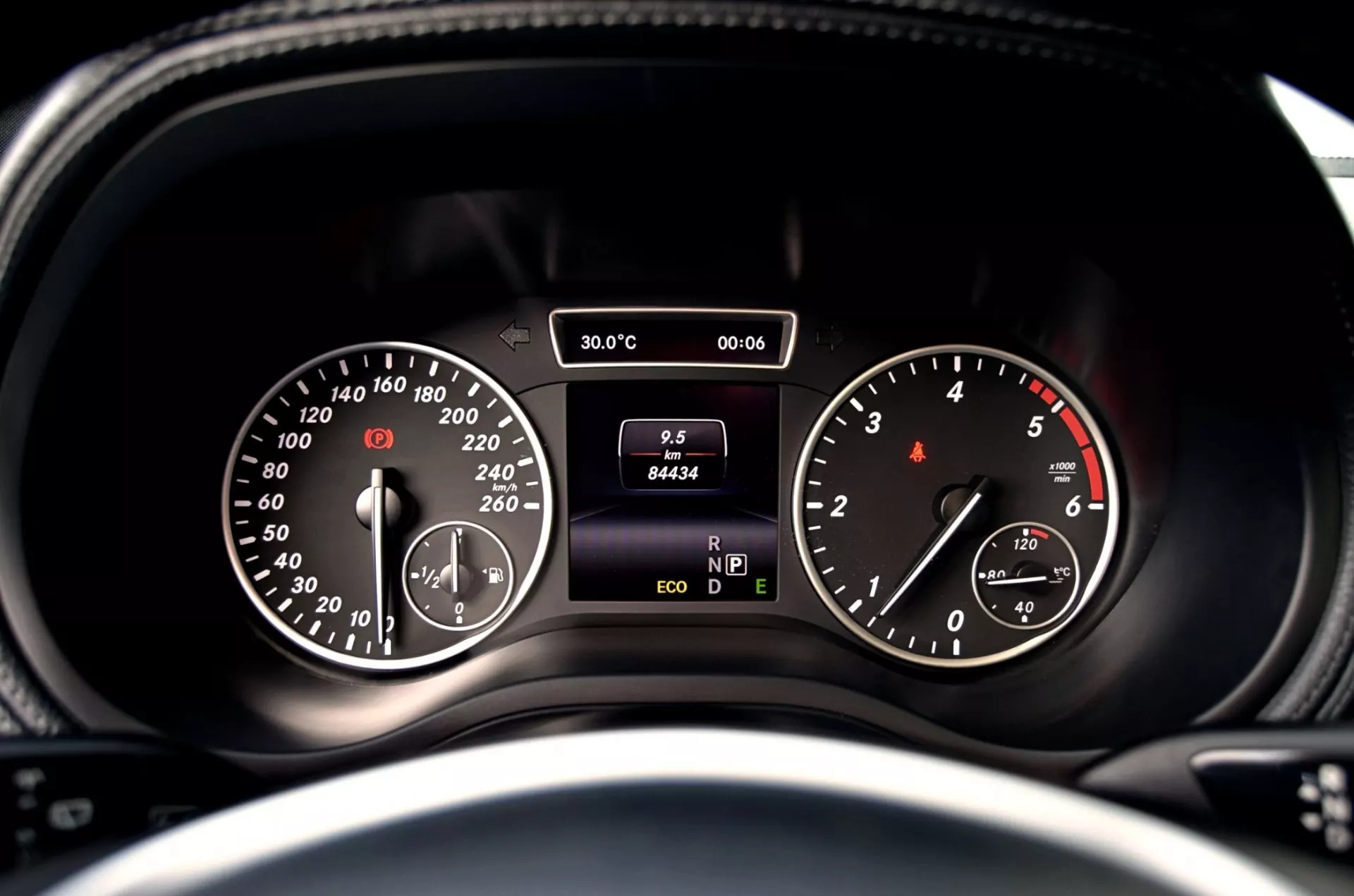 Mercedes-Benz B 220 CDi AMG Line 29