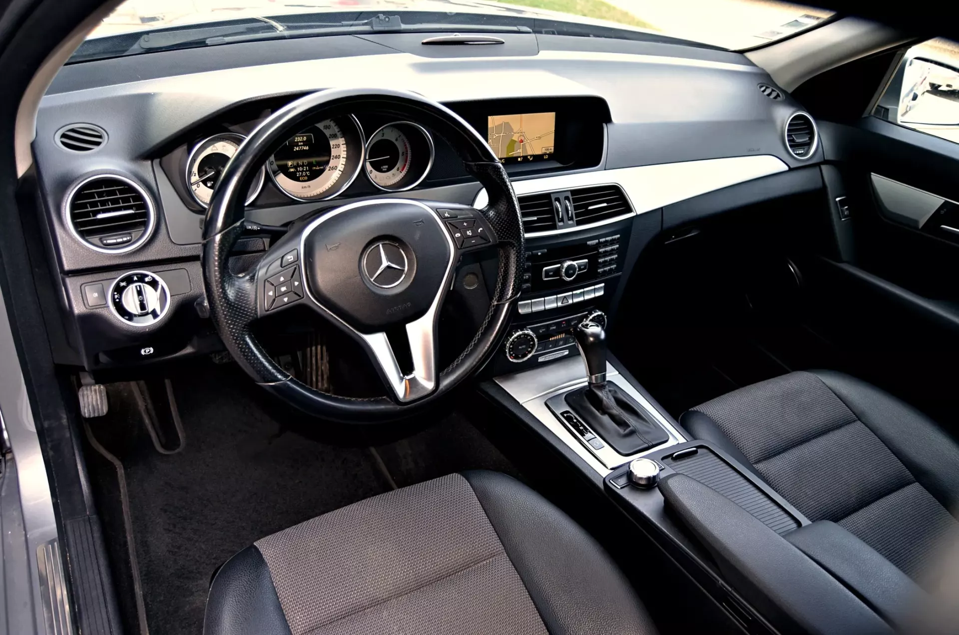 Mercedes-Benz C 220 CDi Avantgarde BlueEfficiency Aut. 7