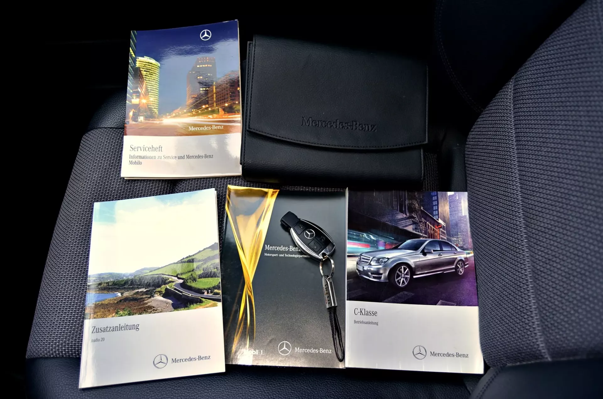 Mercedes-Benz C 220 CDi Avantgarde BlueEfficiency Aut. 25