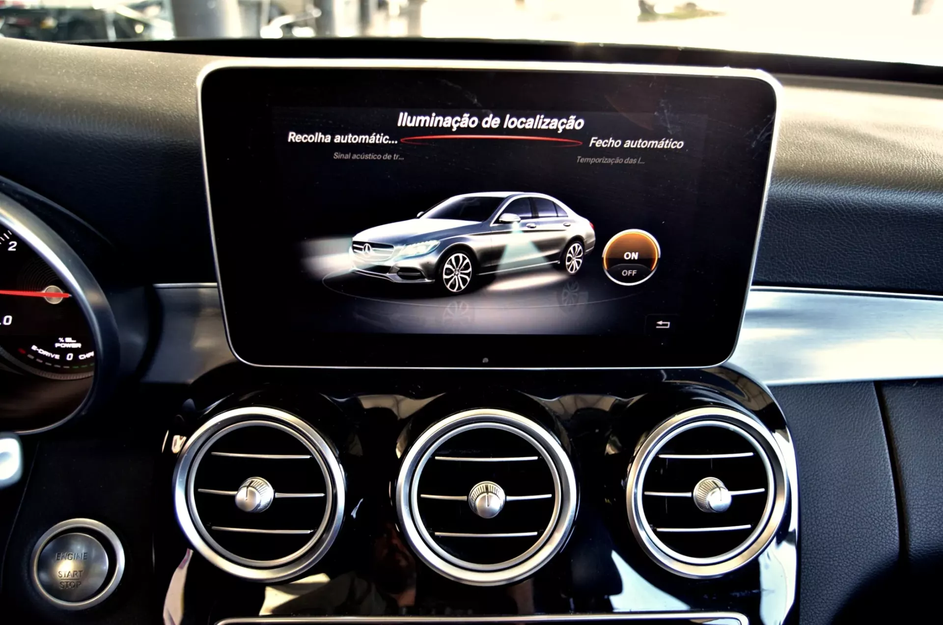 Mercedes-Benz C 300 BlueTEC Hybrid AMG Line 37